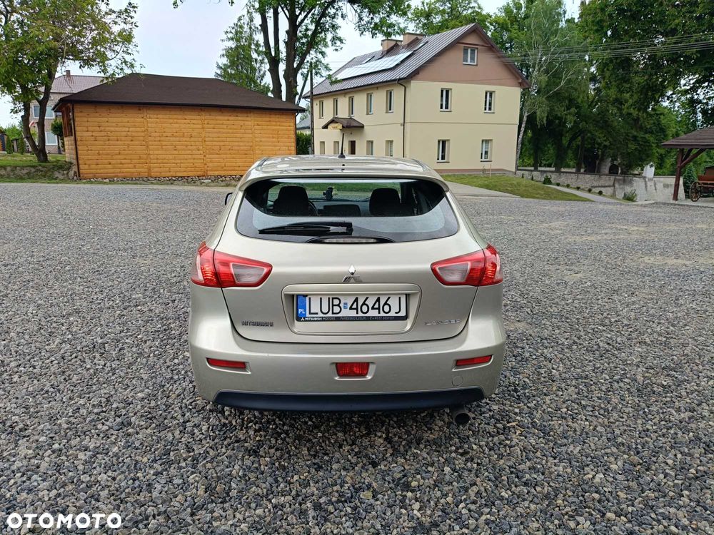 Mitsubishi Lancer - 5