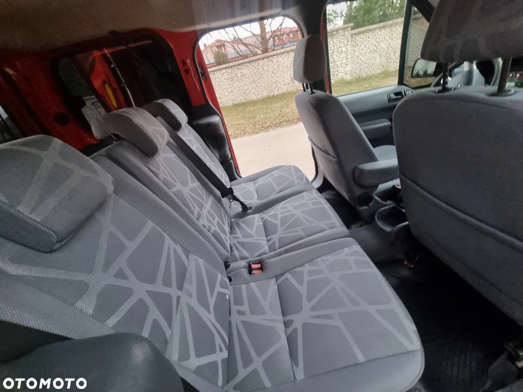 Ford Transit Connect - 27
