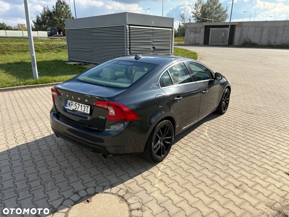 Volvo S60 D5 Geartronic - 3
