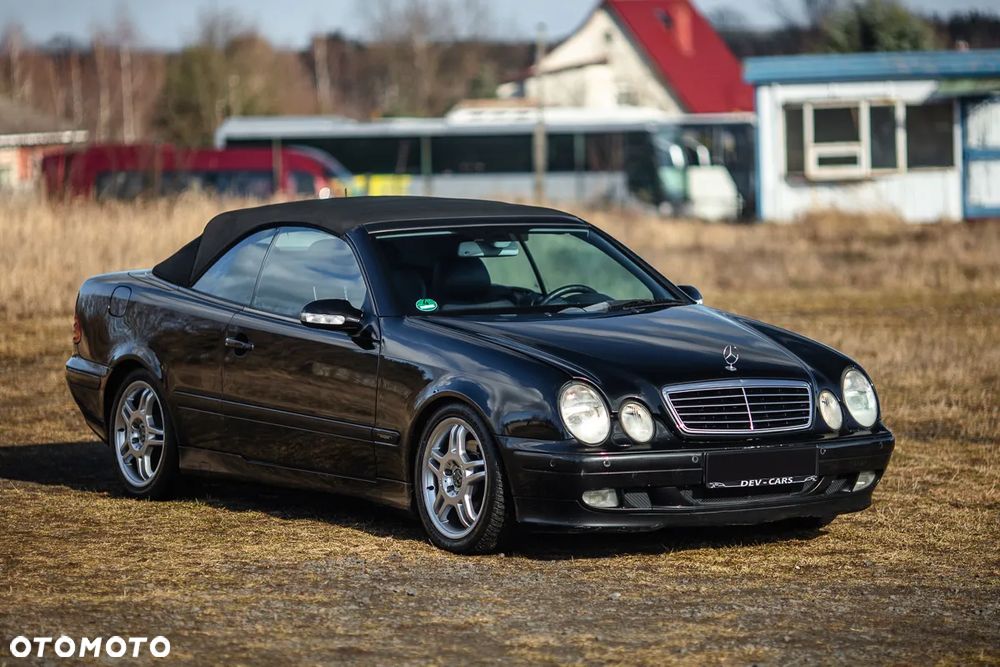 Mercedes-Benz CLK - 34