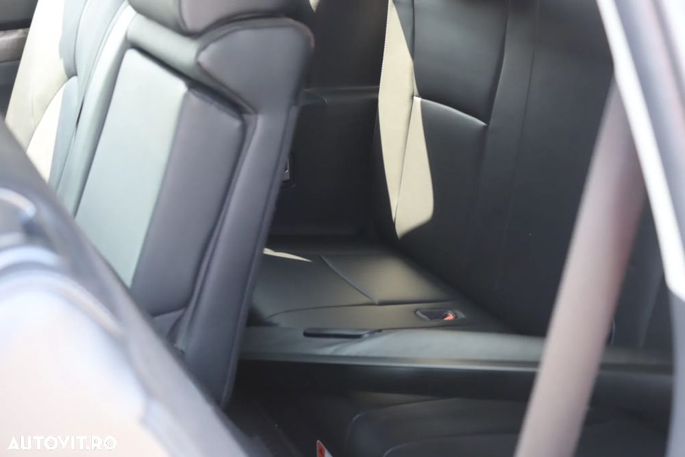 Toyota Highlander - 11