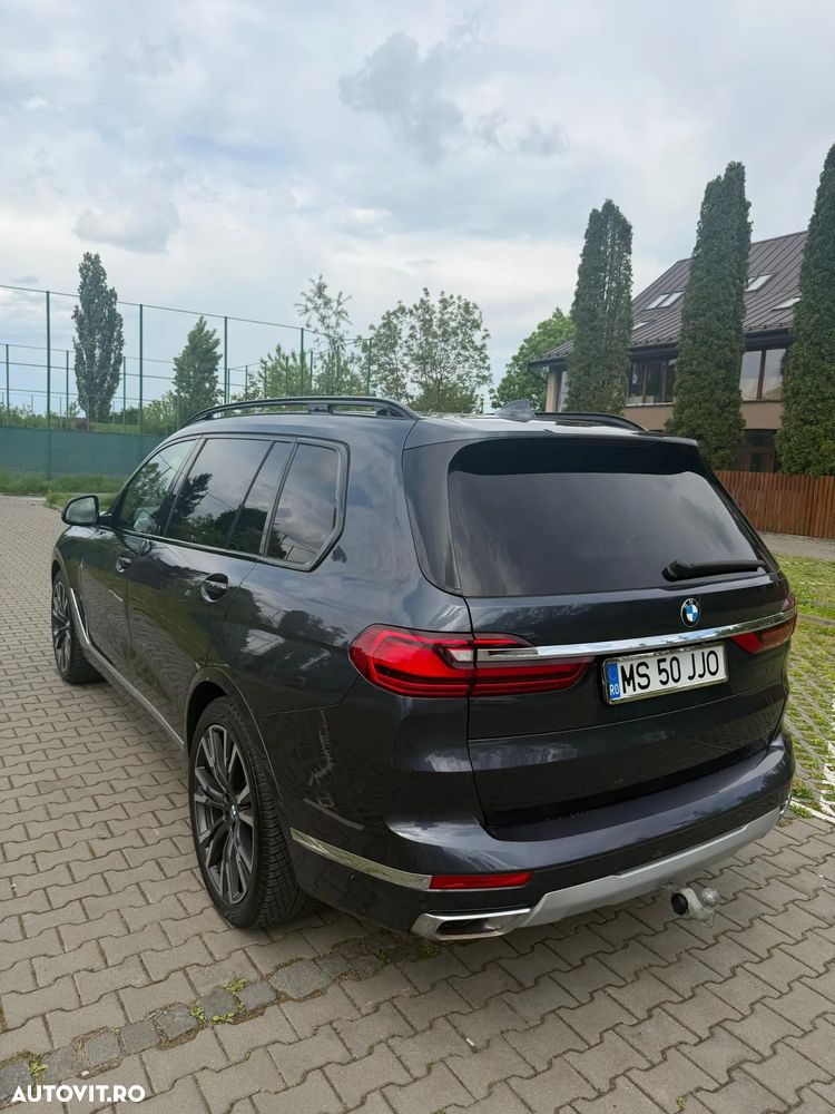 BMW X7 - 6