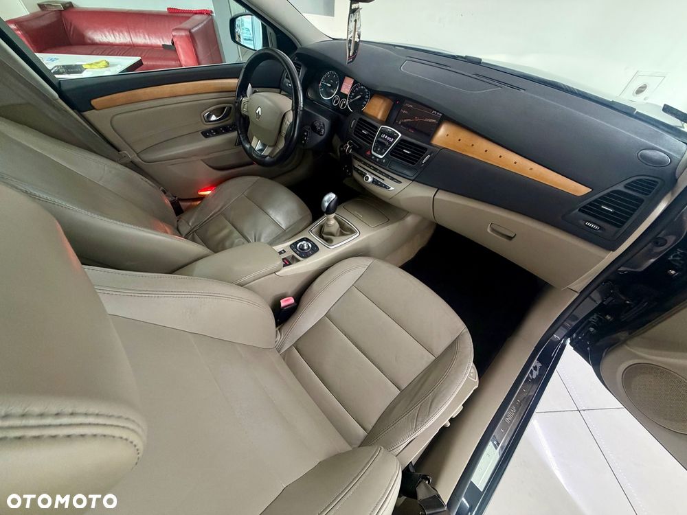 Renault Laguna 2.0 dCi Initiale - 5