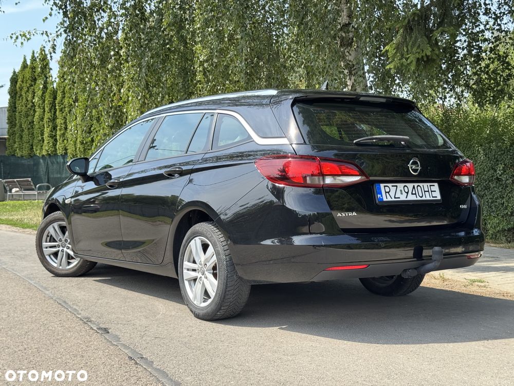 Opel Astra 1.6 CDTI Dynamic S&S - 8