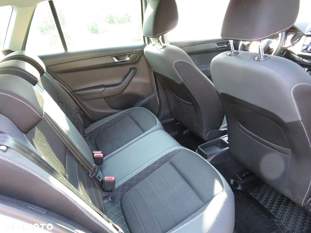 Skoda Fabia 1.0 Ambition Plus - 12