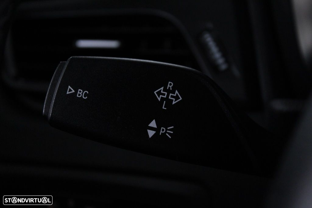 BMW 216 Active Tourer d Advantage - 24