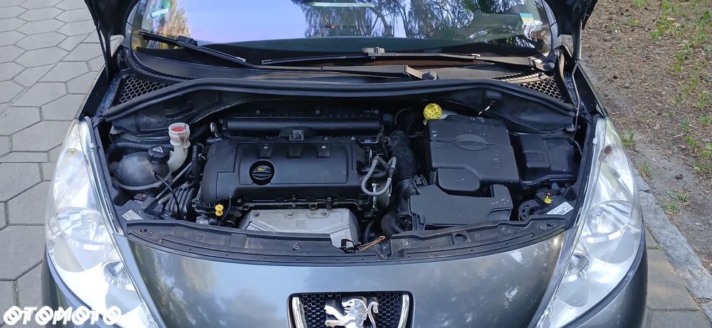 Peugeot 207 - 21