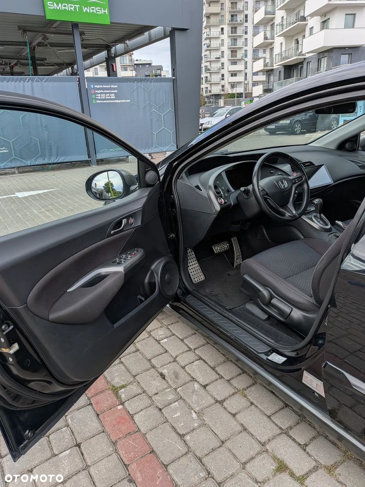 Honda Civic 1.8 Executive - 12