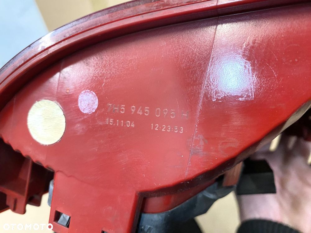 VW TRANSPORTER T5 03- LAMPA TYLNA LEWA DO WERSJI Z KLAPĄ ORYGINALNA - 6