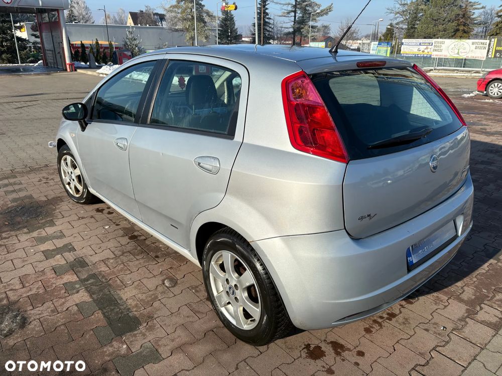 Fiat Grande Punto - 16