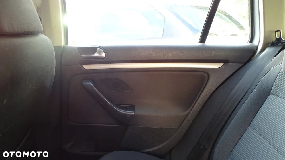 Volkswagen Golf Variant 1.4 TSI DSG Highline - 18