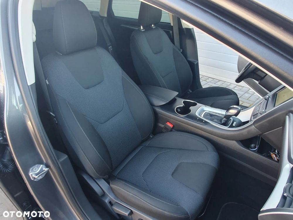 Ford Mondeo - 30