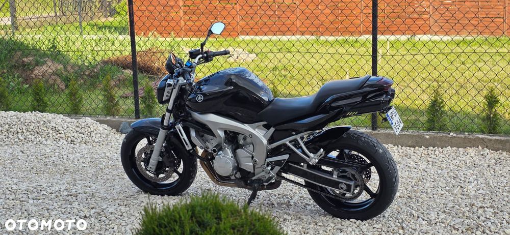 Yamaha FZ6 - 4