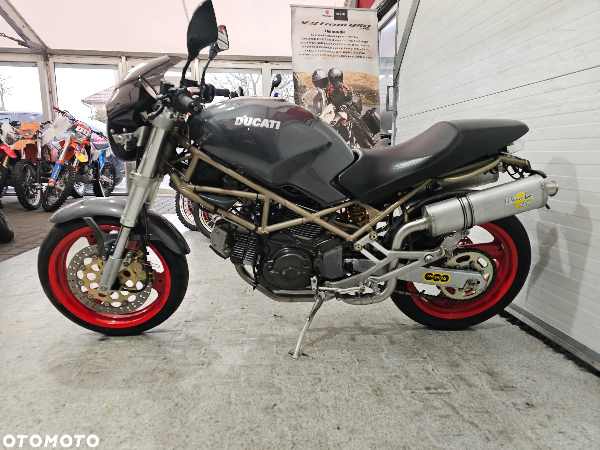 Ducati Monster - 14