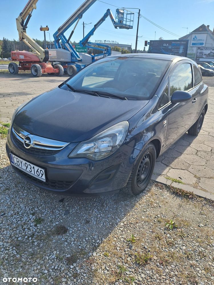 Opel Corsa 1.2 Cosmo - 1