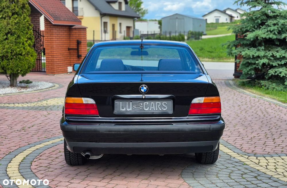 BMW Seria 3 - 34