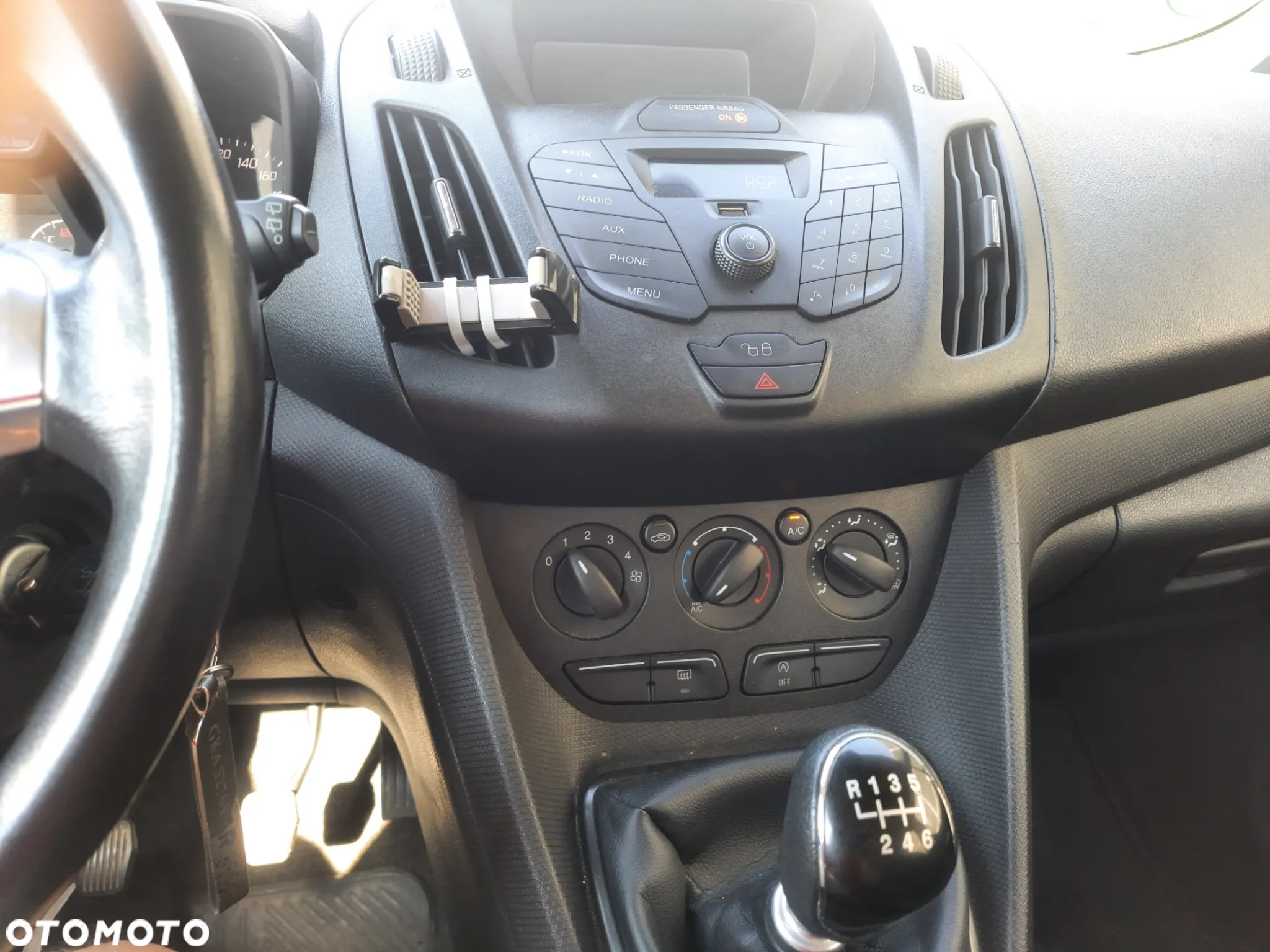 Ford Tourneo Connect Gr 1.5 TDCi Trend - 8