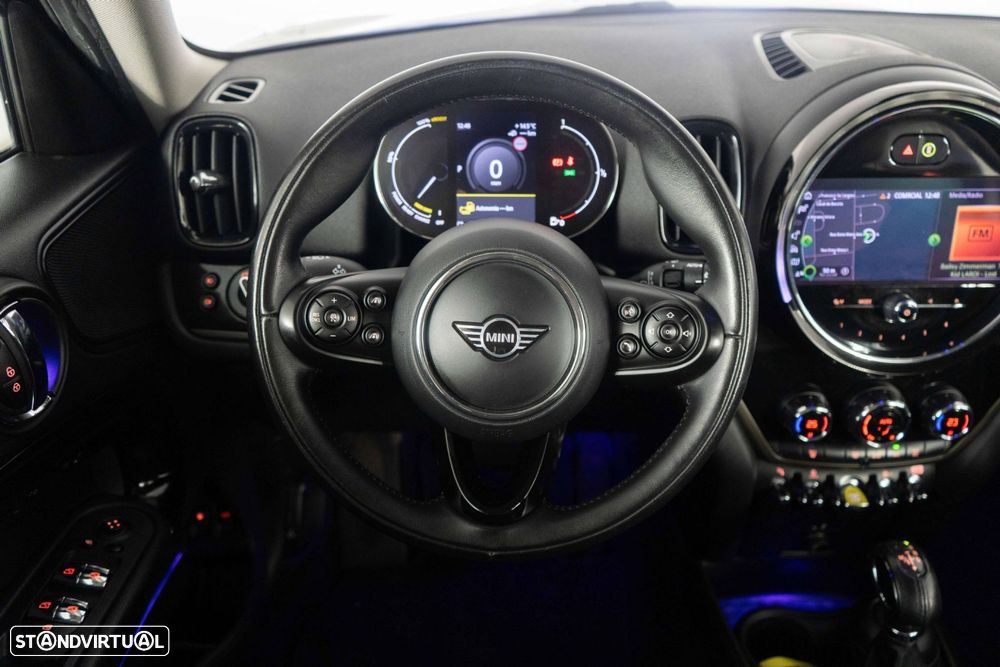 MINI Countryman Cooper SE ALL4 Auto - 25