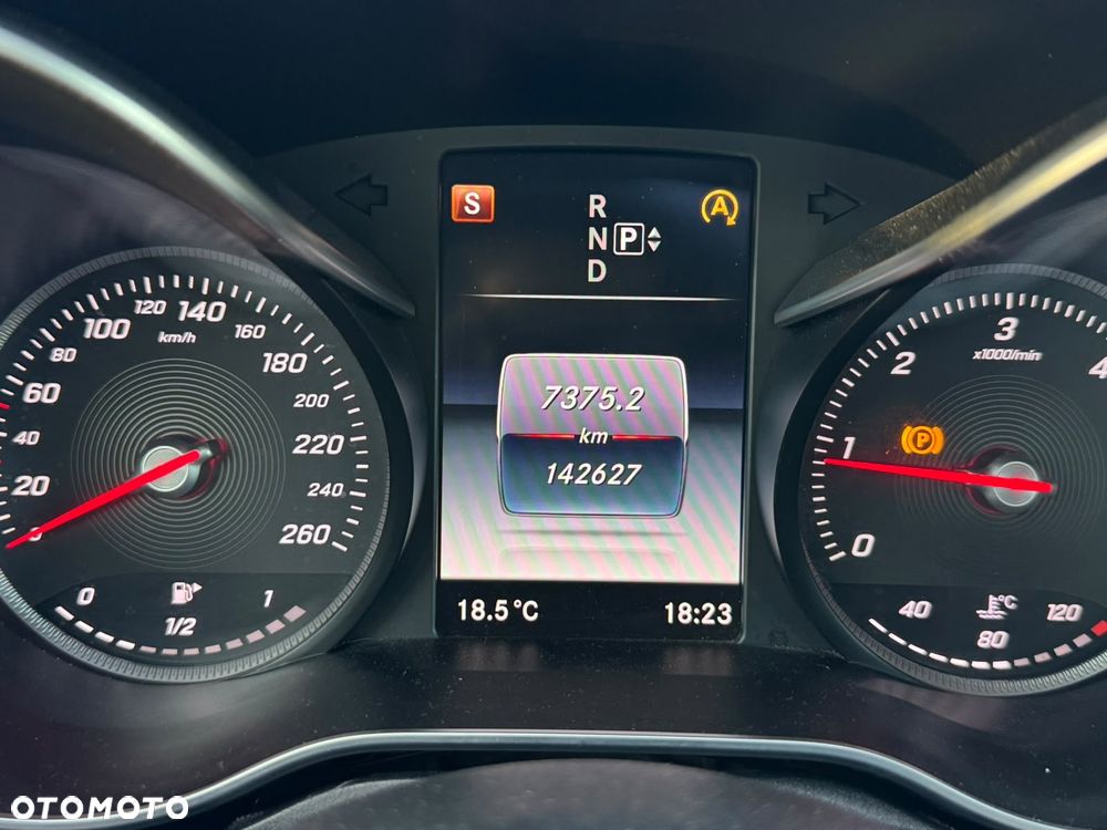 Mercedes-Benz Klasa C 200 (BlueTEC) d 7G-TRONIC - 30