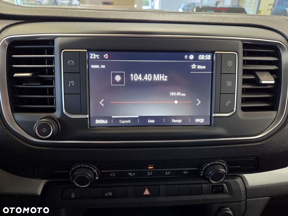 Opel Vivaro - 18