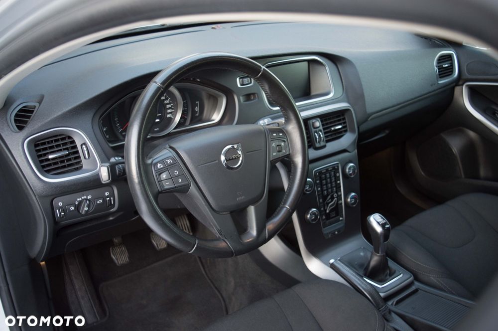 Volvo V40 D2 Drive-E Kinetic - 11