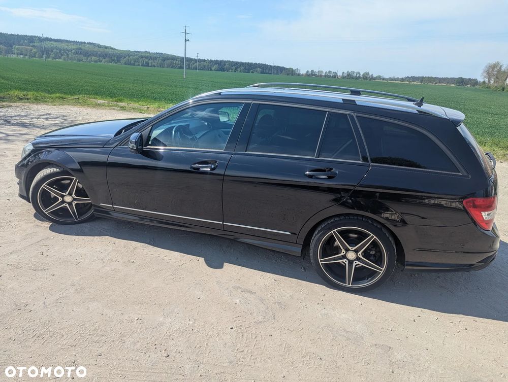 Mercedes-Benz Klasa C 300 CDI BlueEff 4-Matic Avantgarde - 8