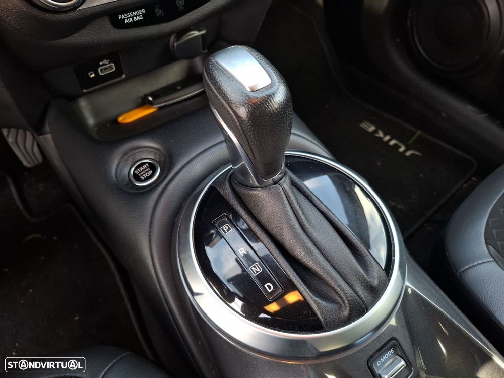 Nissan Juke 1.0 DIG-T N-Connecta NAV. DCT - 17