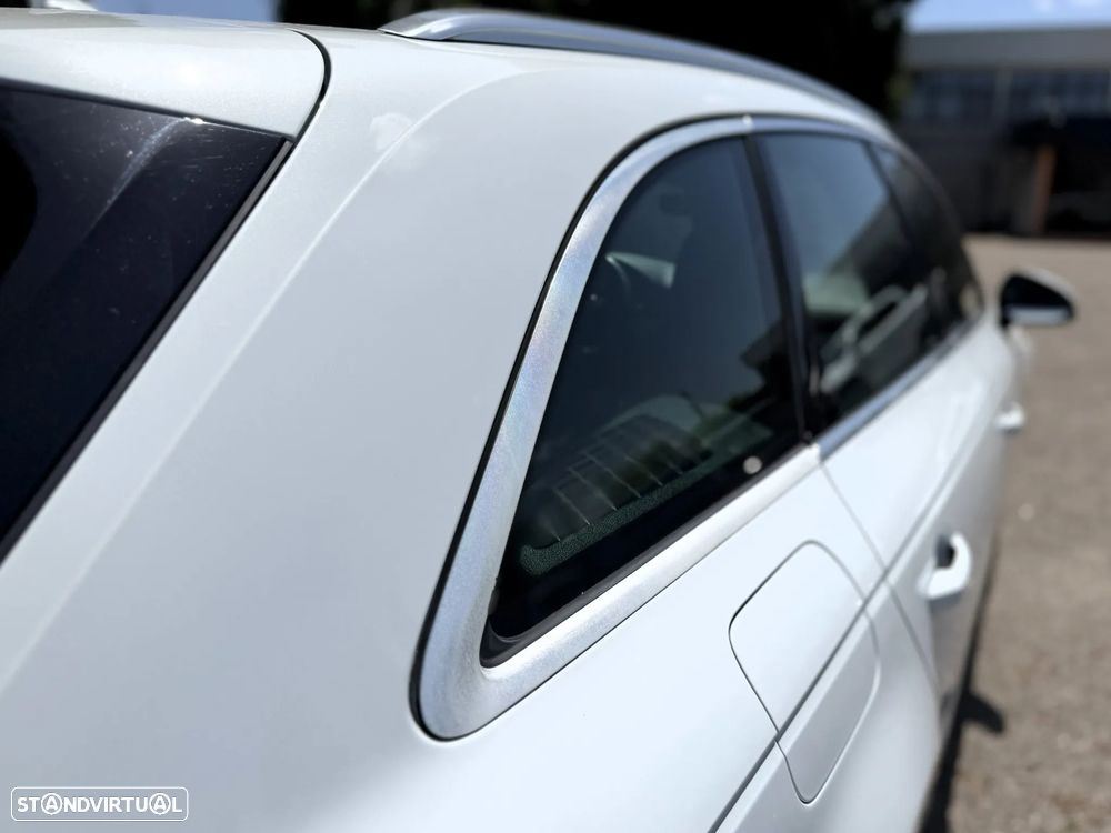 Audi A4 Avant 2.0 TDI DPF S line Sport Pack - 15