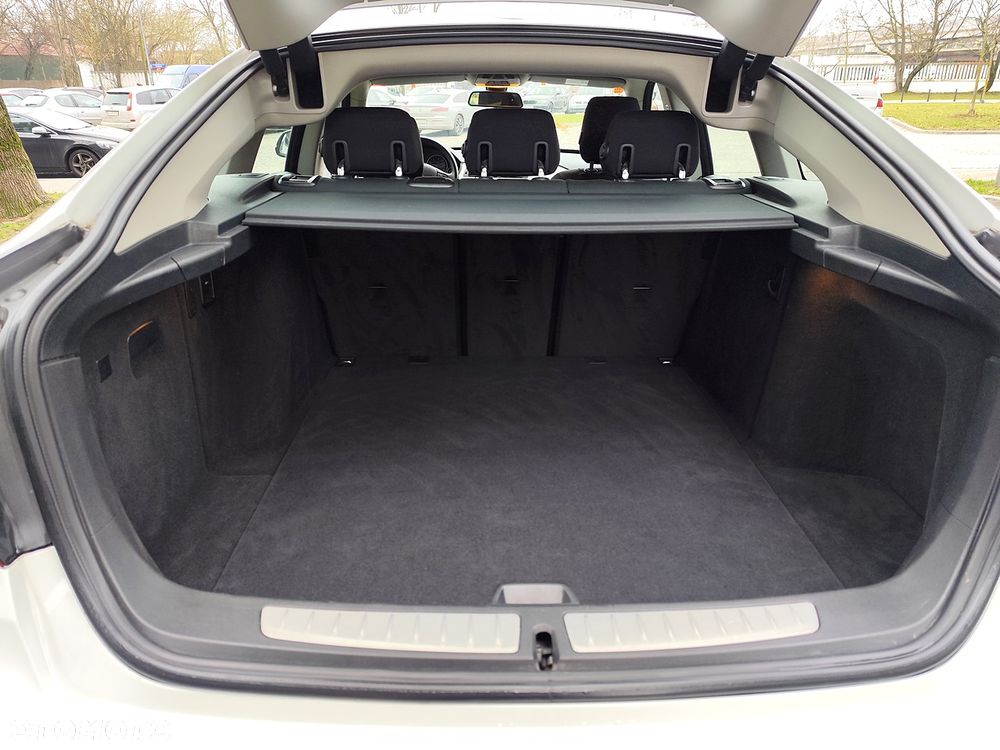 BMW 3GT 318d Business Edition - 7