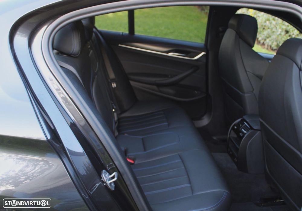 BMW 530 e Pack 50 anos M - 47