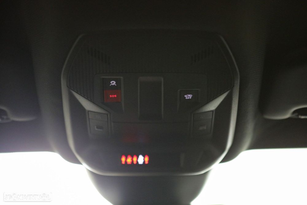 Peugeot 408 1.2 Hybrid GT e-DCS6 - 34