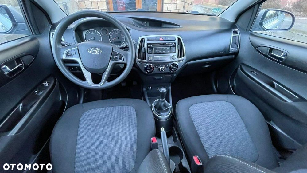 Hyundai i20 - 16
