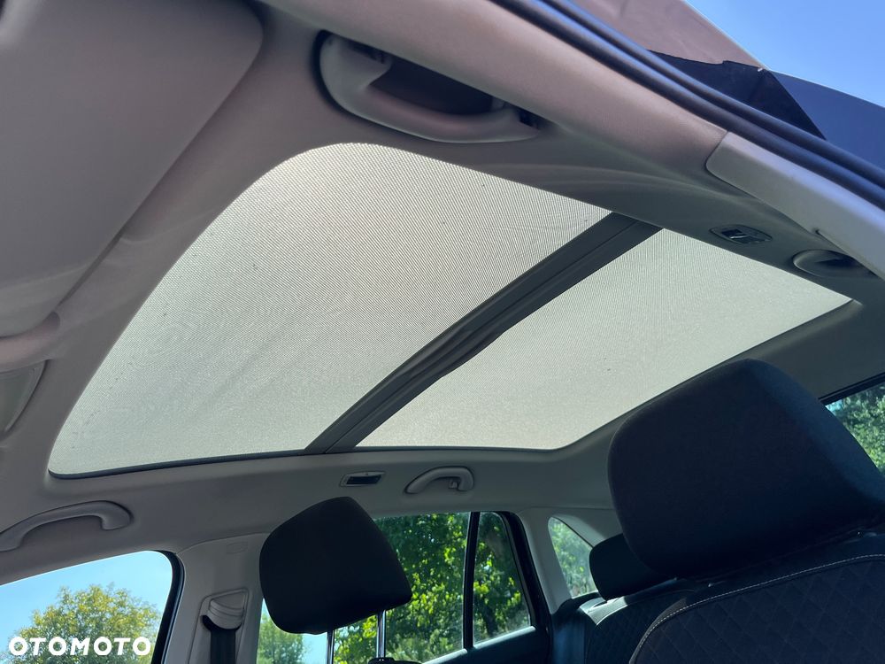 Skoda RAPID 1.4 TSI Drive DSG - 34