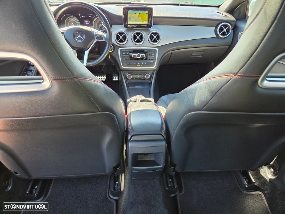 Mercedes-Benz GLA 200 (CDI) d 7G-DCT AMG Line - 21