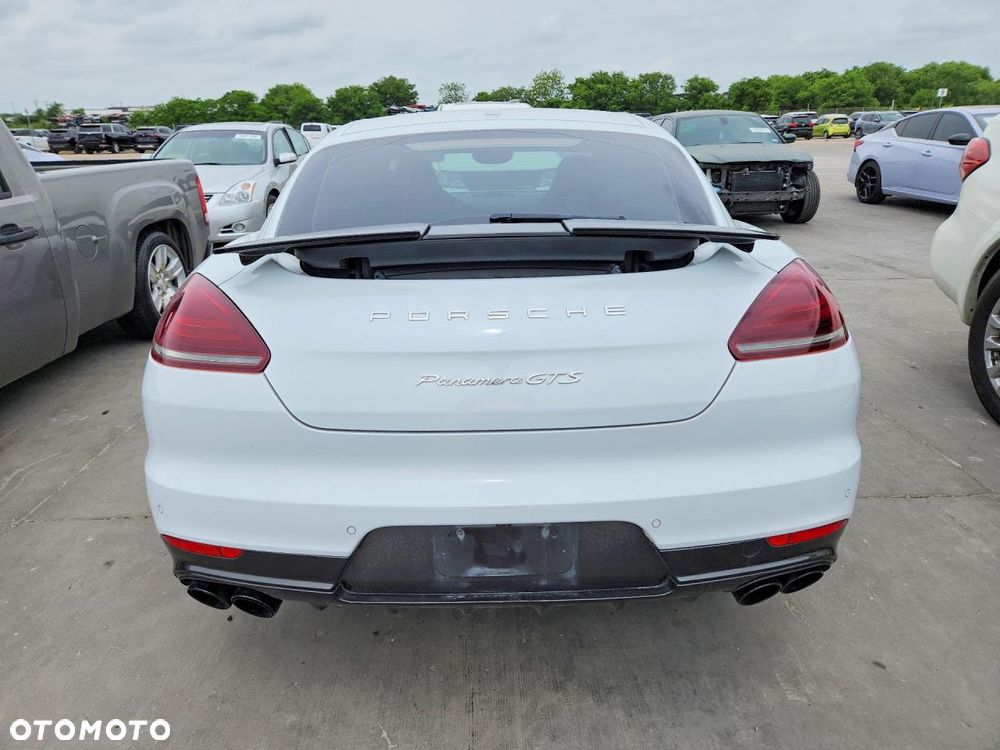 Porsche Panamera - 7