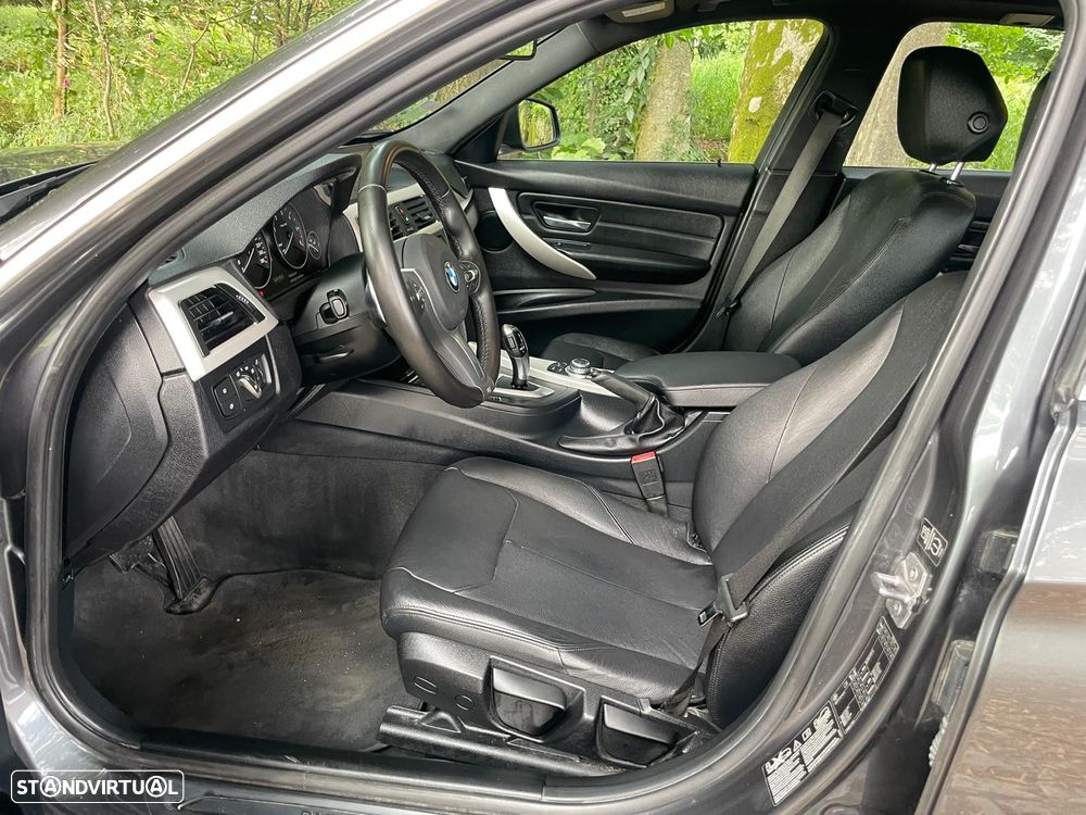 BMW 320 d Touring xDrive Pack M Auto - 25