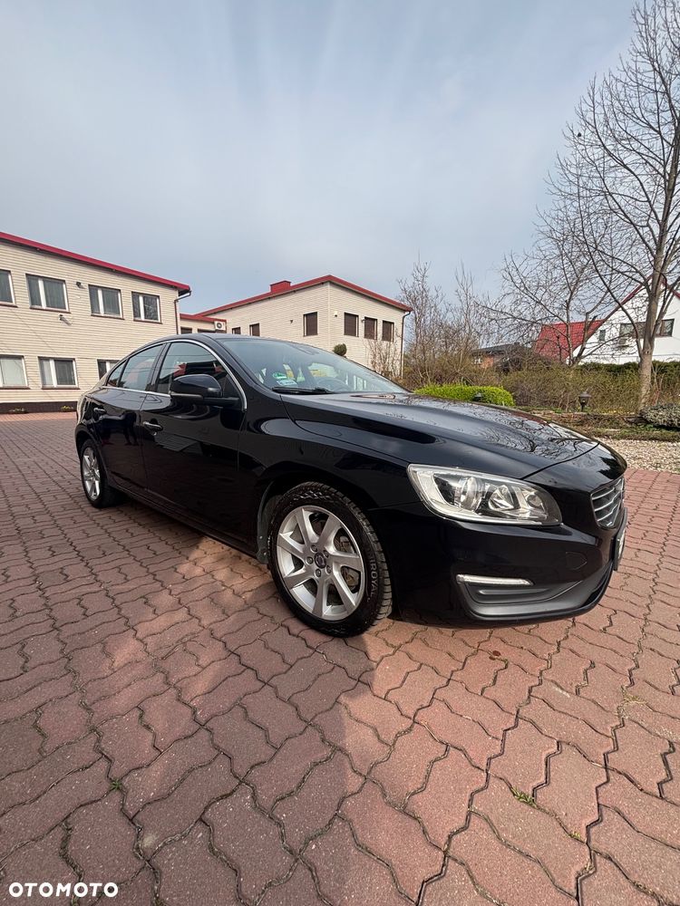 Volvo S60 D3 Edition - 3