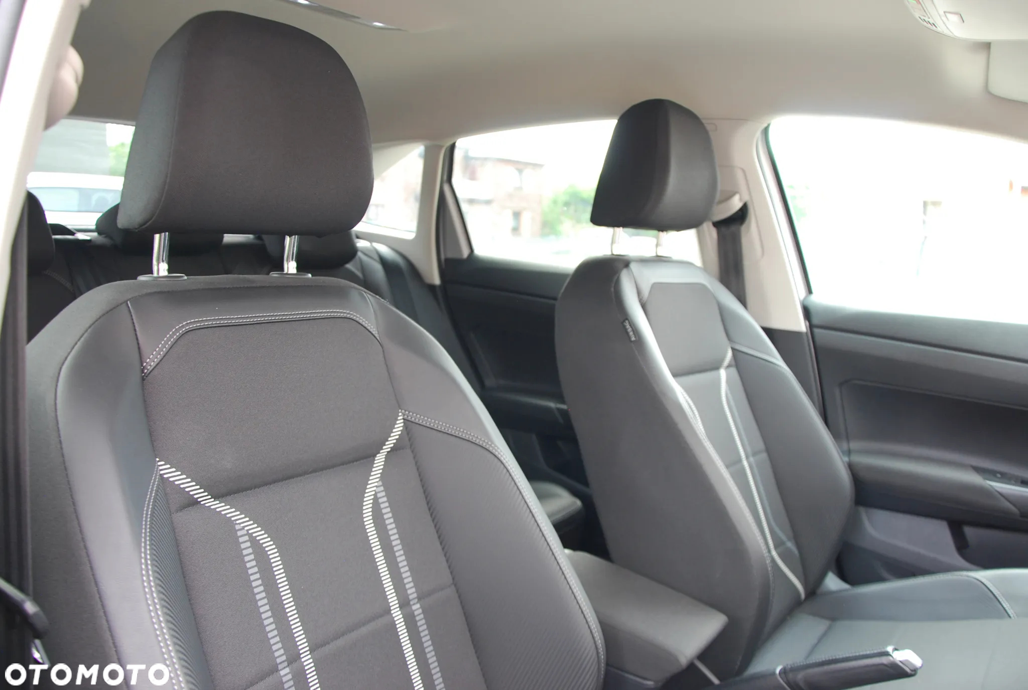 Volkswagen Taigo 1.0 TSI Style DSG - 35