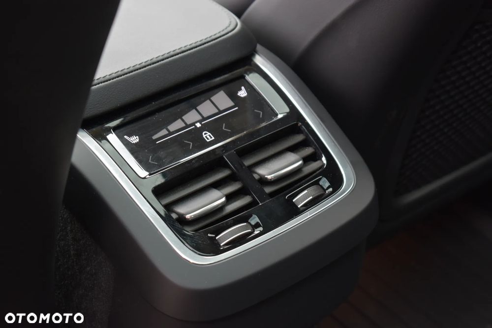 Volvo XC 90 T6 AWD Geartronic Inscription - 12
