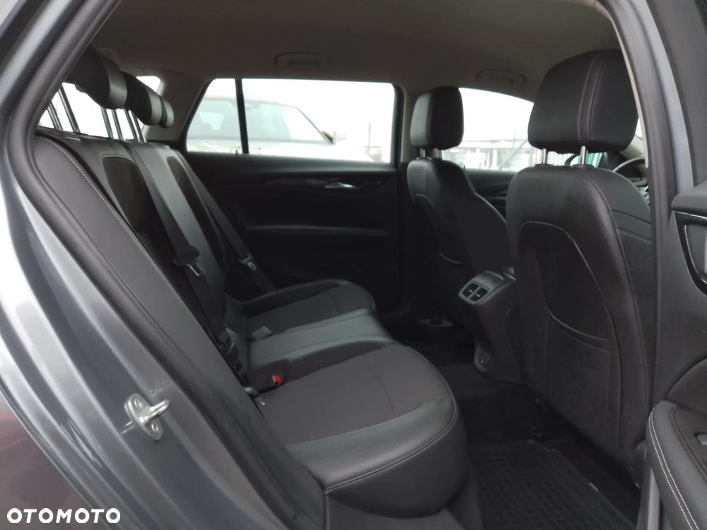 Opel Insignia 1.5 T Elite S&S - 18