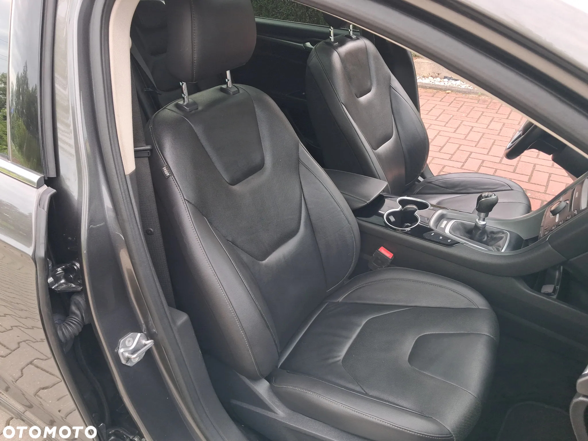 Ford Mondeo 2.0 EcoBlue Titanium - 22