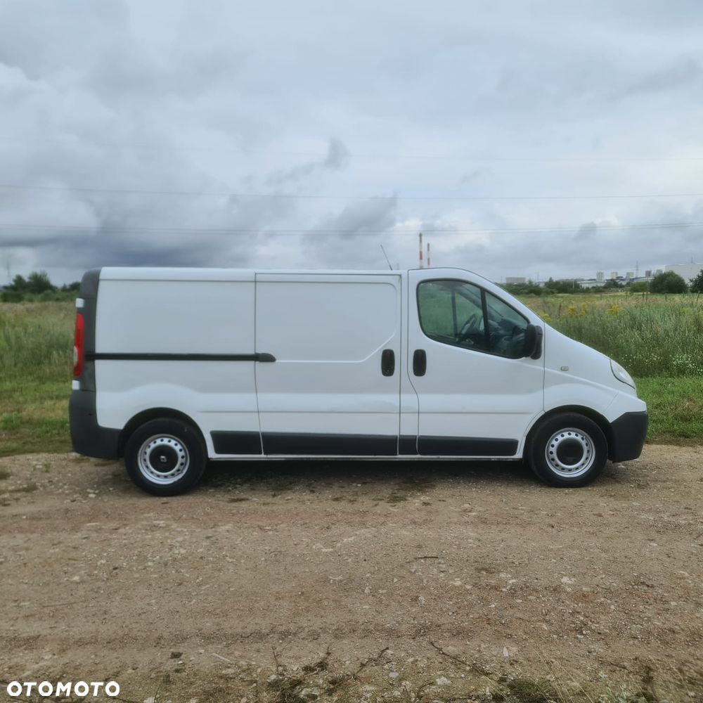 Renault TRAFIC - 6