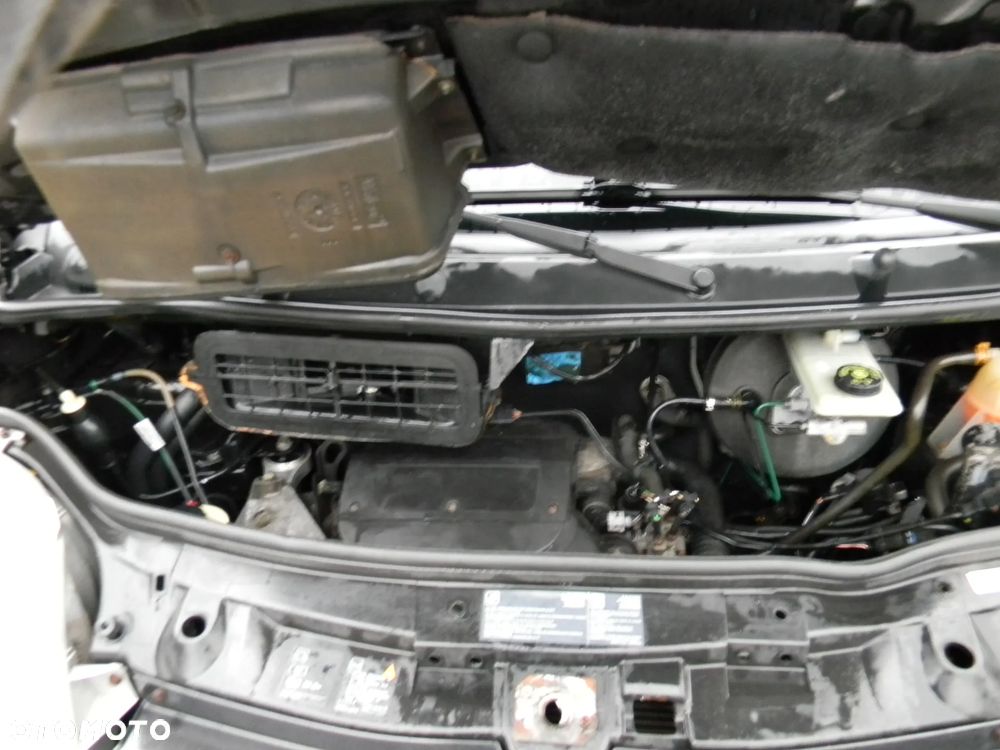 Ford Transit - 8