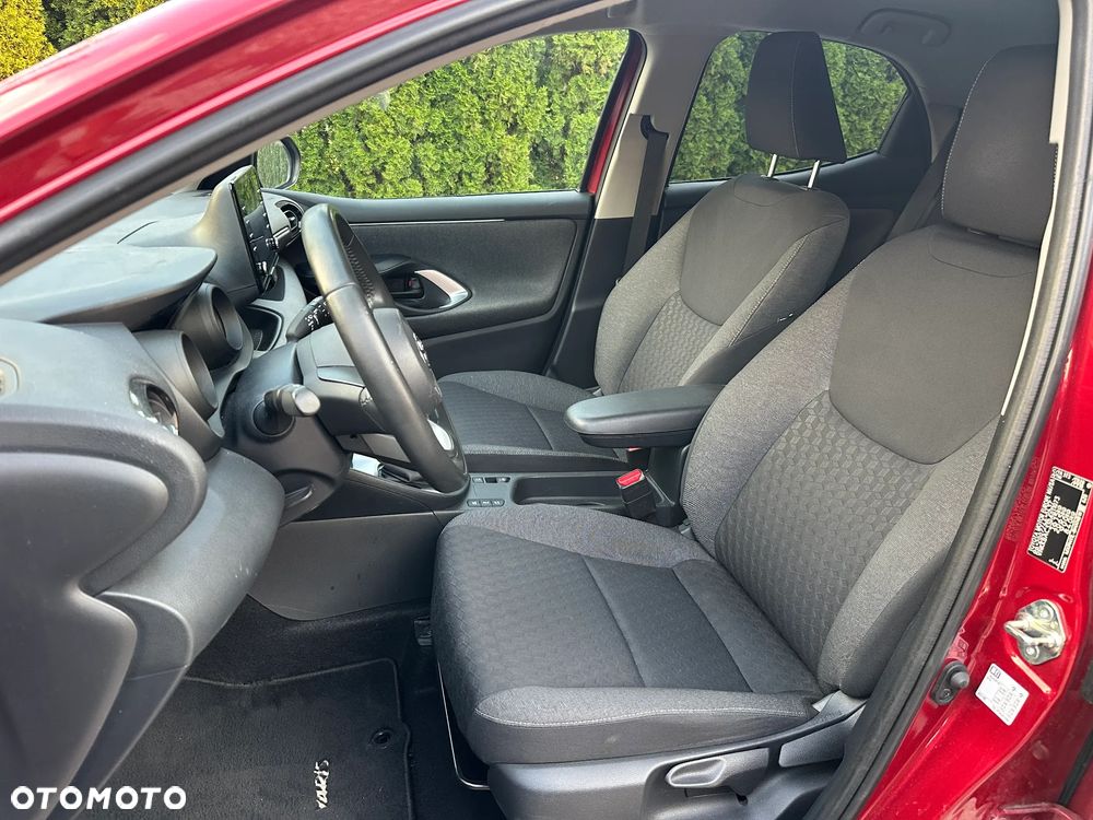 Toyota Yaris Hybrid 1.5 Selection Style - 8