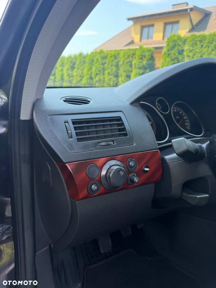 Opel Astra - 17