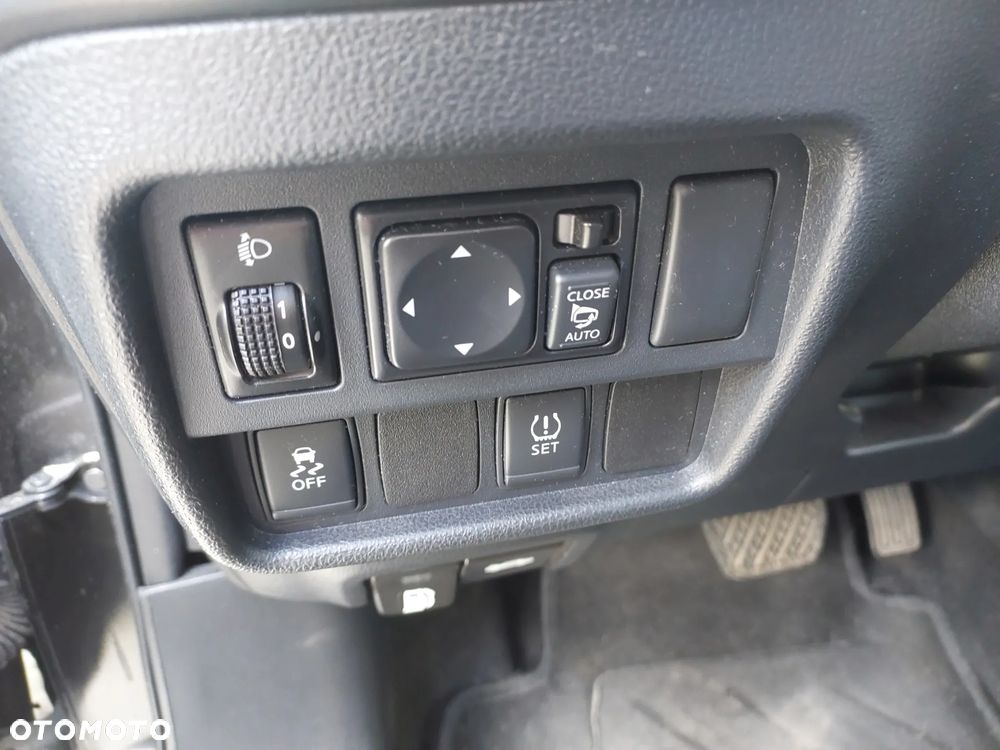 Nissan Juke 1.6 N-Connecta Xtronic - 11