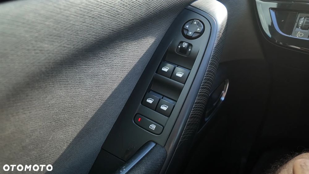 Citroën C4 Picasso 1.6 e-HDi Intensive - 9
