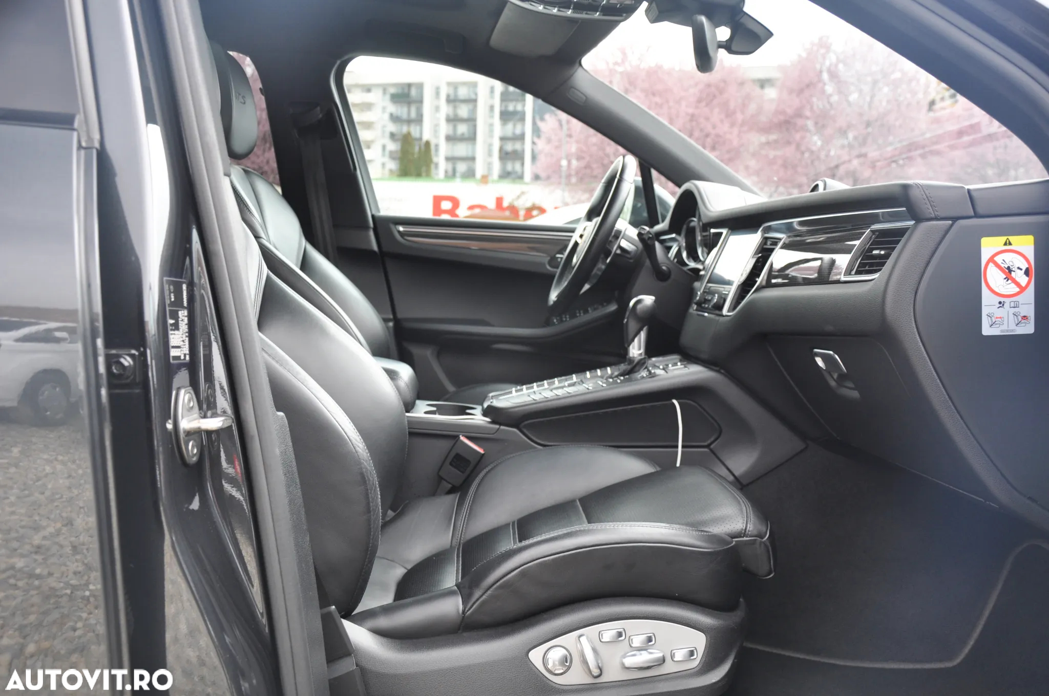 Porsche Macan GTS PDK - 12