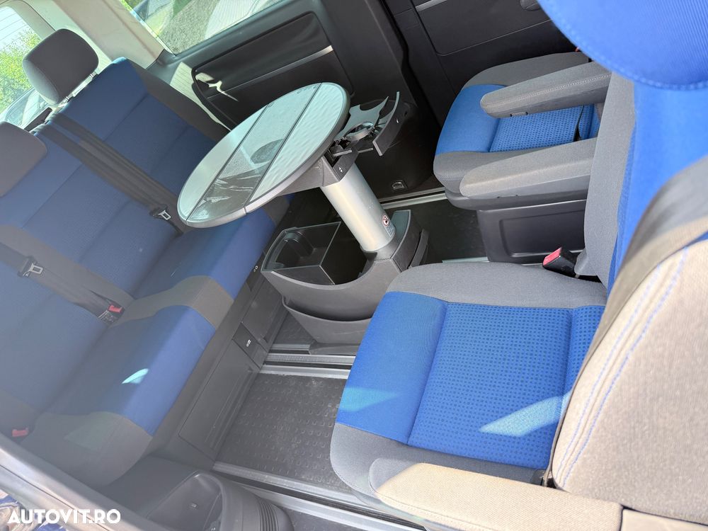 Volkswagen Multivan - 7