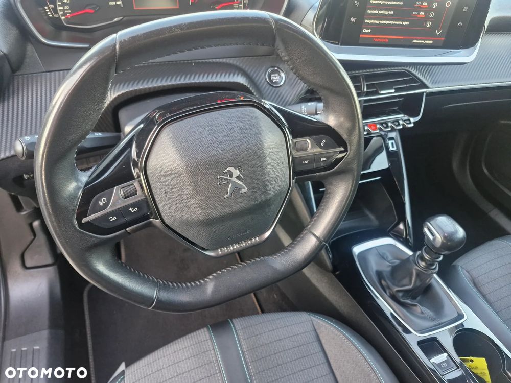 Peugeot 2008 - 25